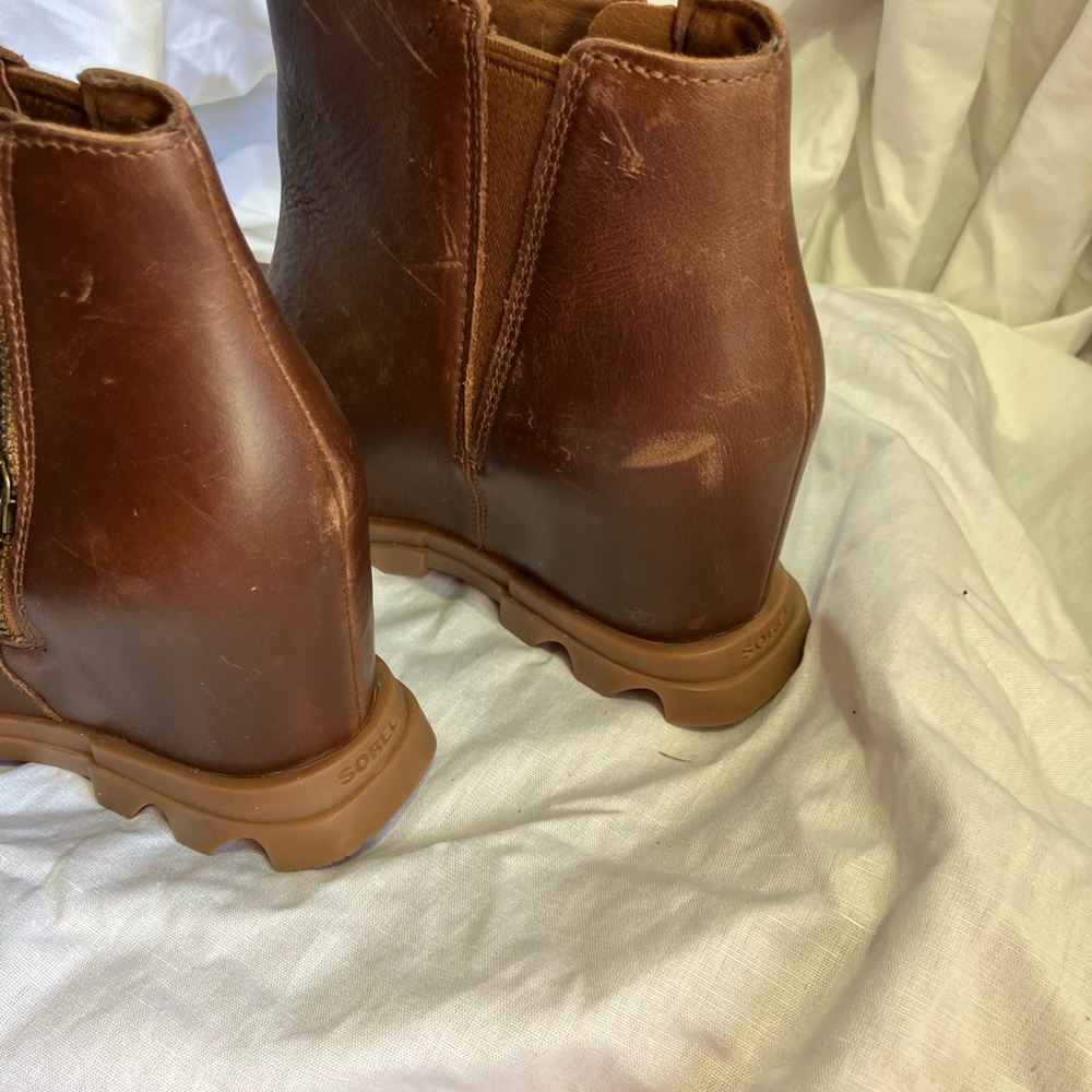 Sorel Joan of Arctic Wedge III Zip Boot — Waterproof hazelnut / gum Sz 7 EUC - Picture 5 of 7